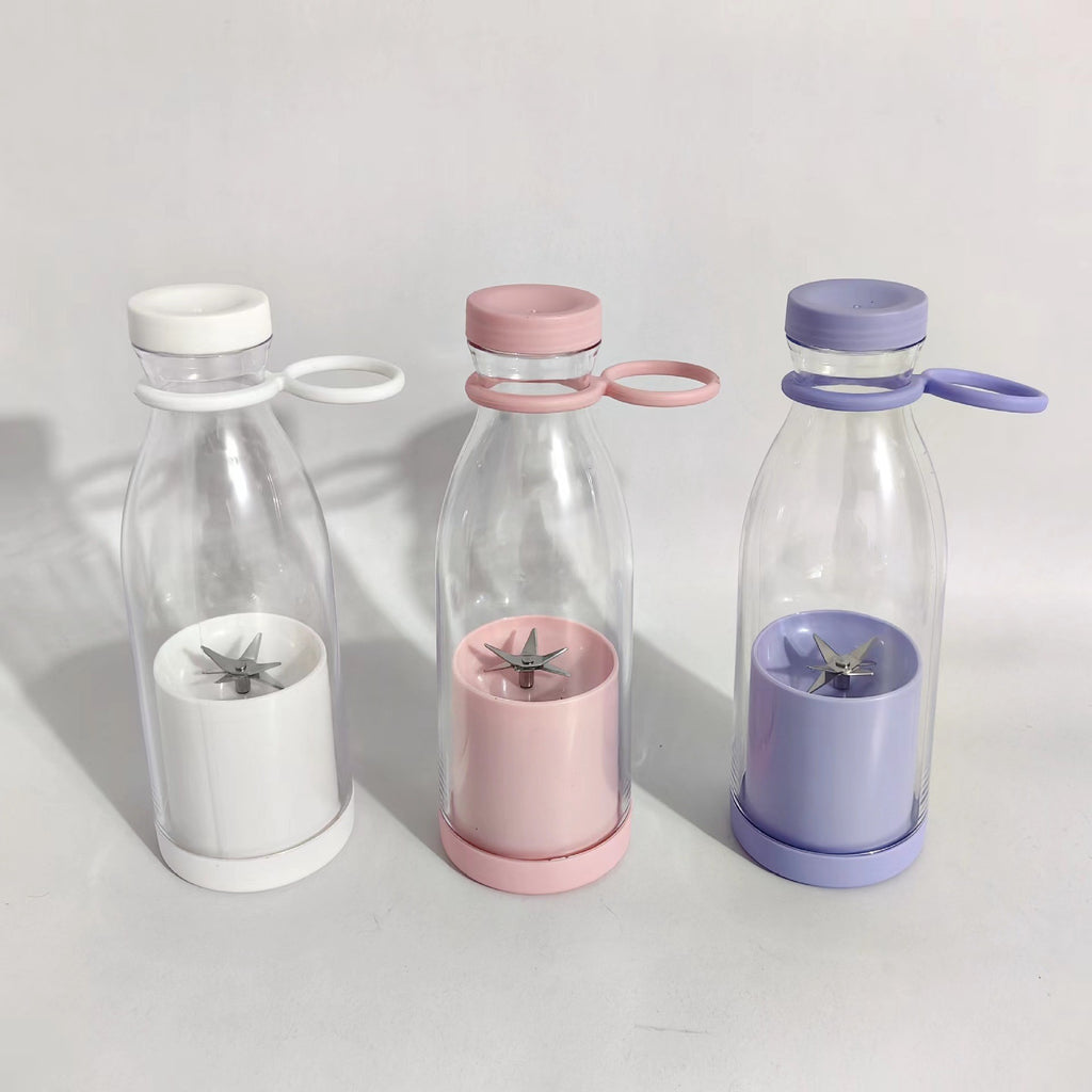 Portable household mini juicer